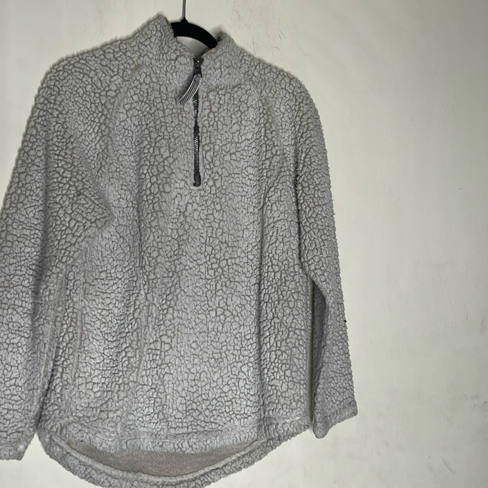 Cozy Sherpa cream large 3/4 zip hoodie​